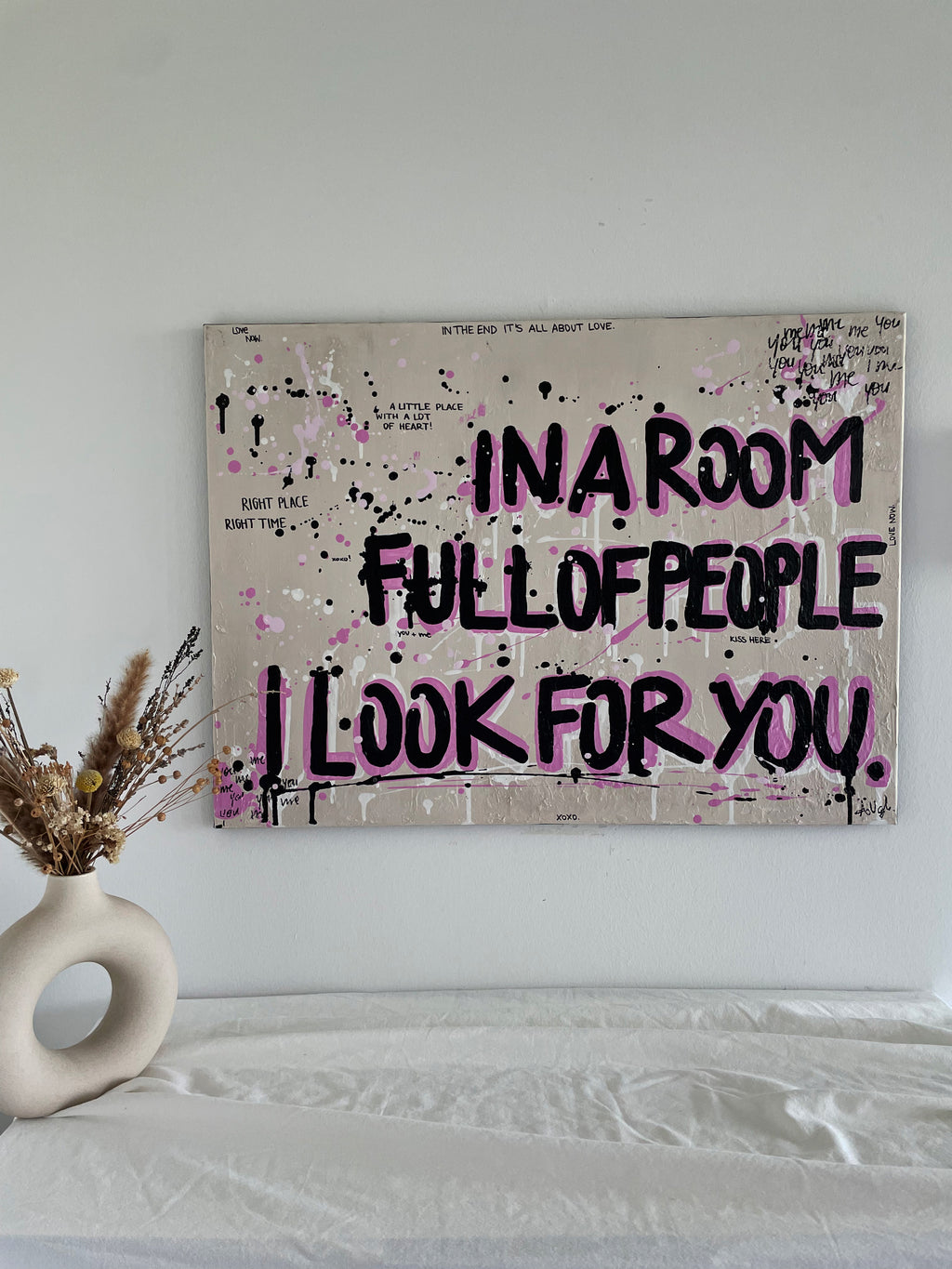 In A Room - Rosa 2