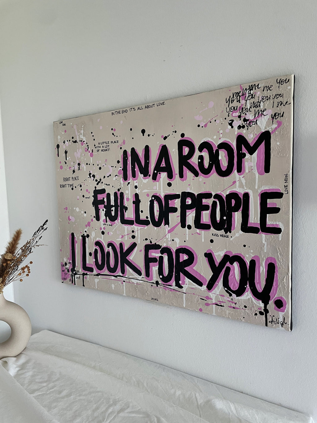 In A Room - Rosa 2