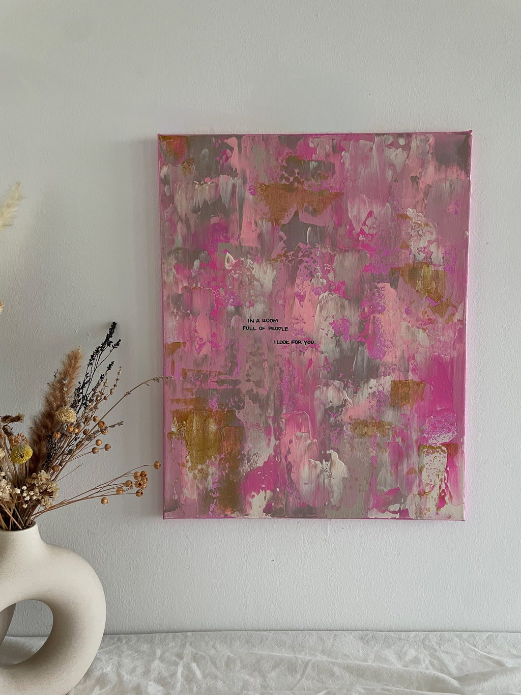 In A Room - Gold Grau