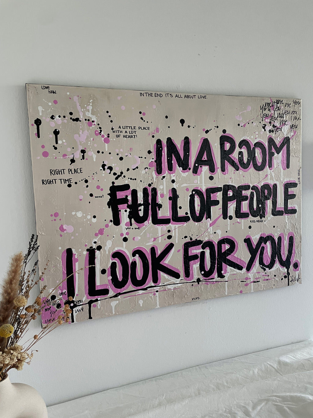 In A Room - Rosa 2
