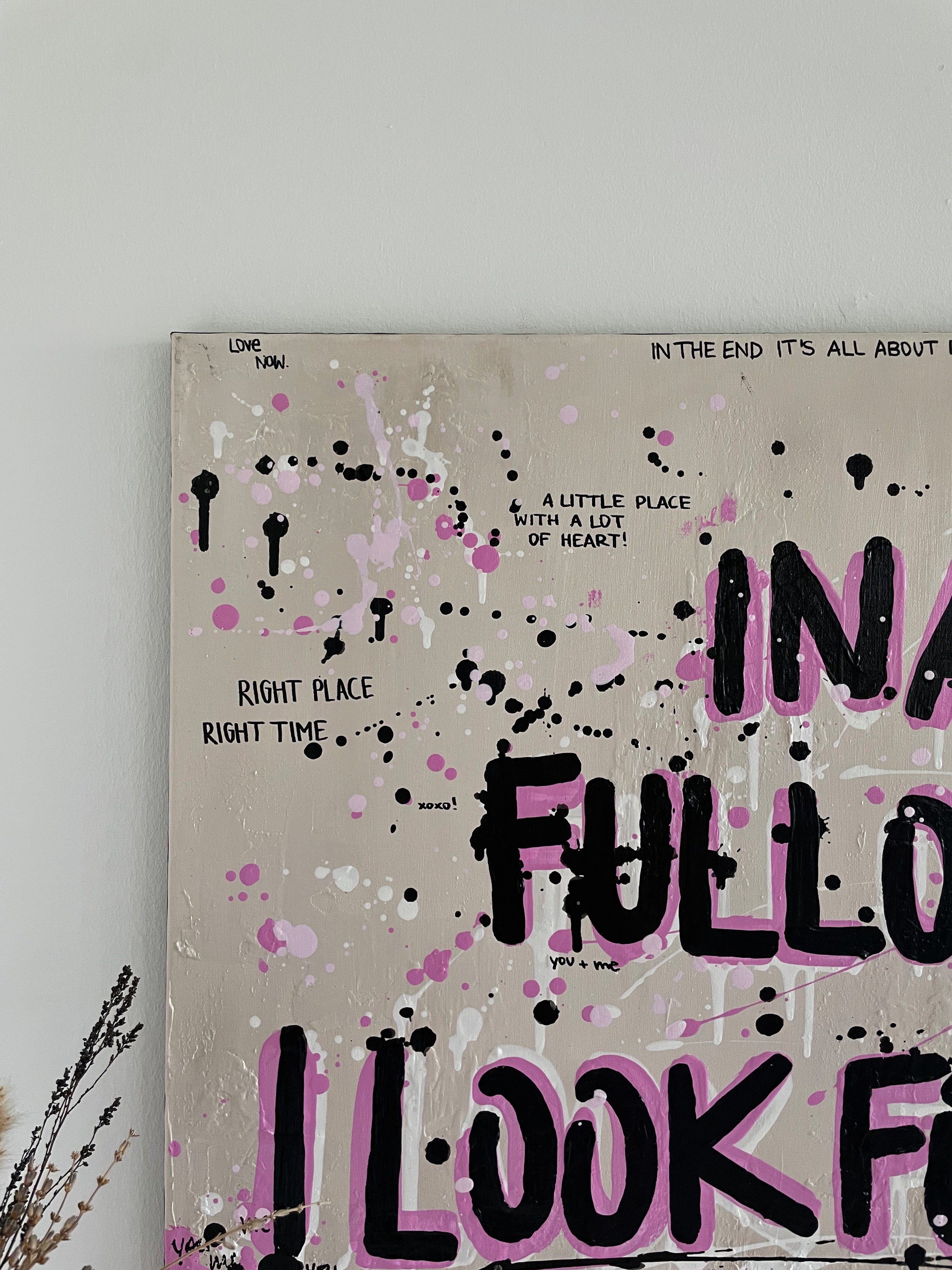 In A Room - Rosa 2