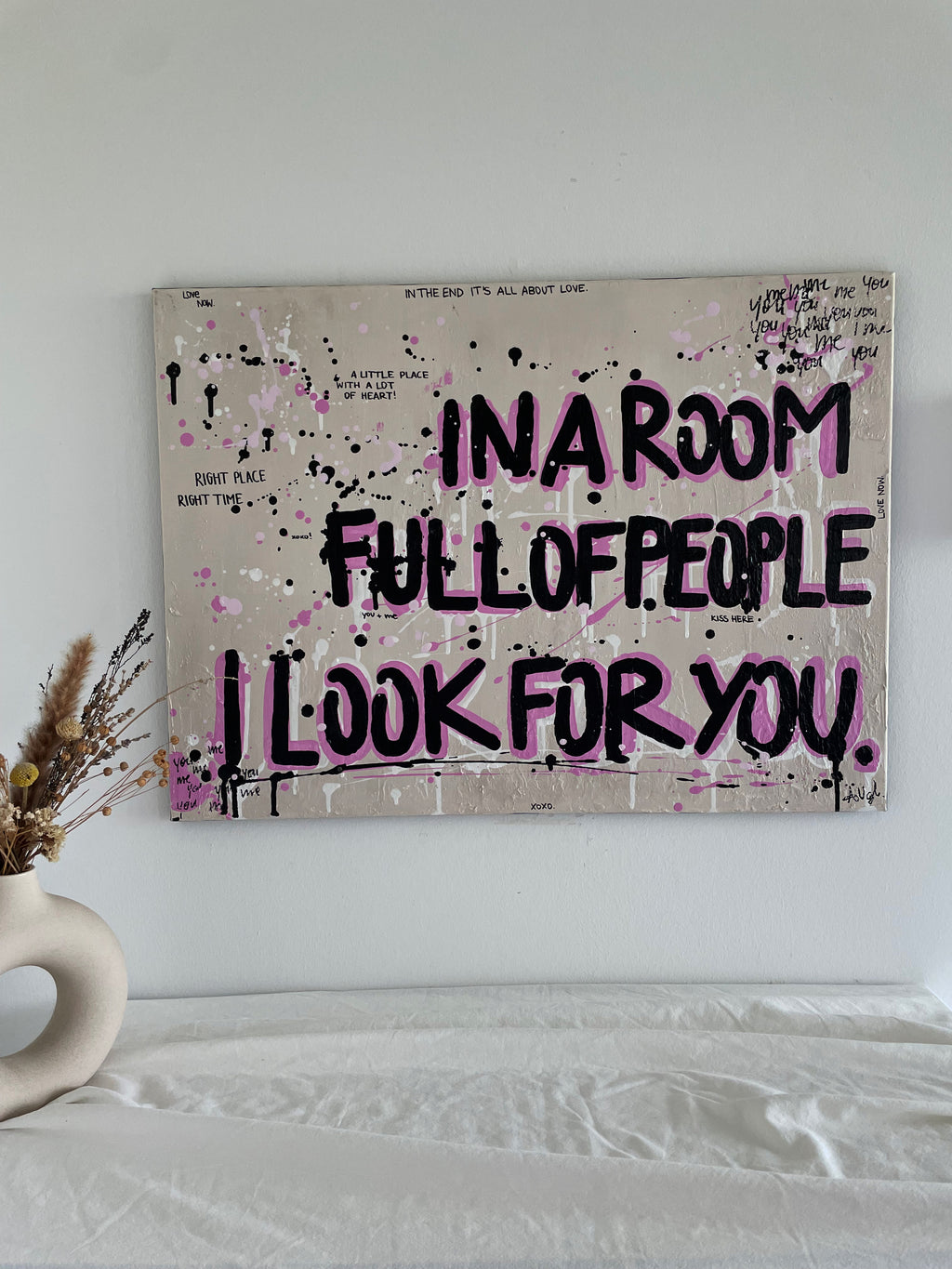 In A Room - Rosa 2