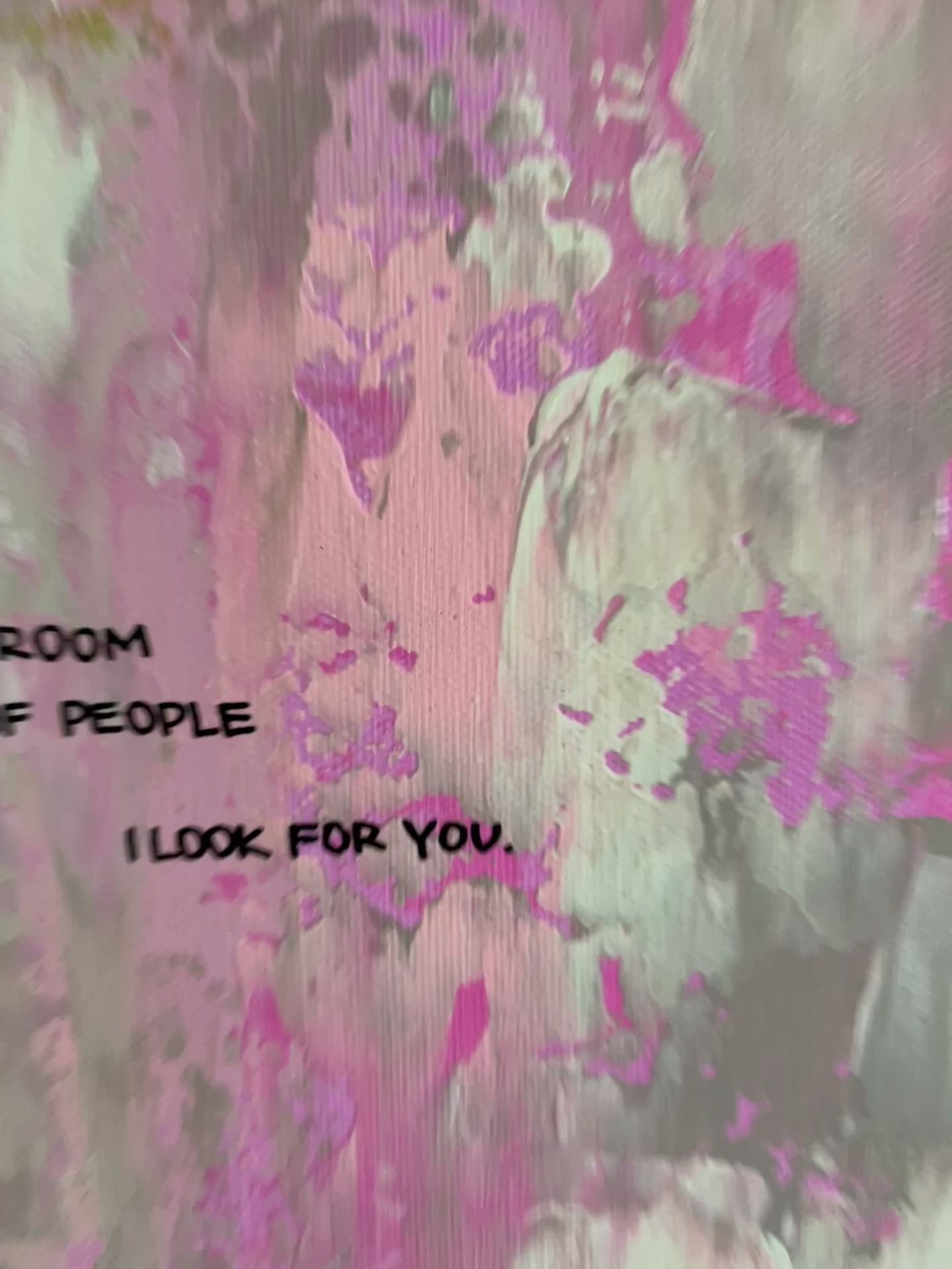 In A Room - Gold Grau